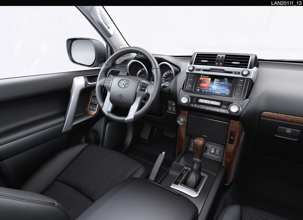 TOYOTA Land Cruiser
